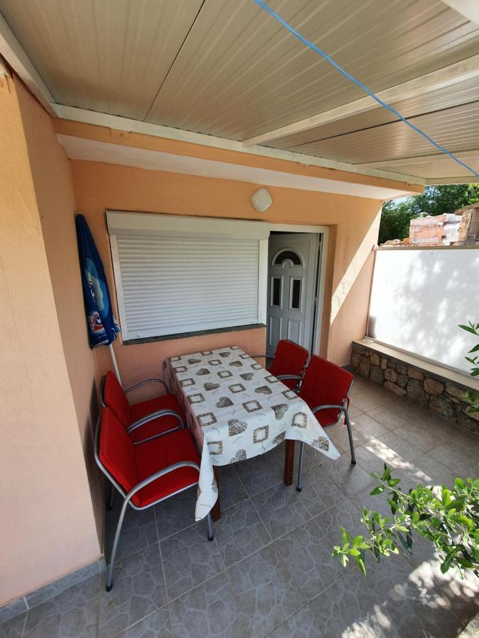 Apartments Dario Rovanjska Zewnętrze zdjęcie